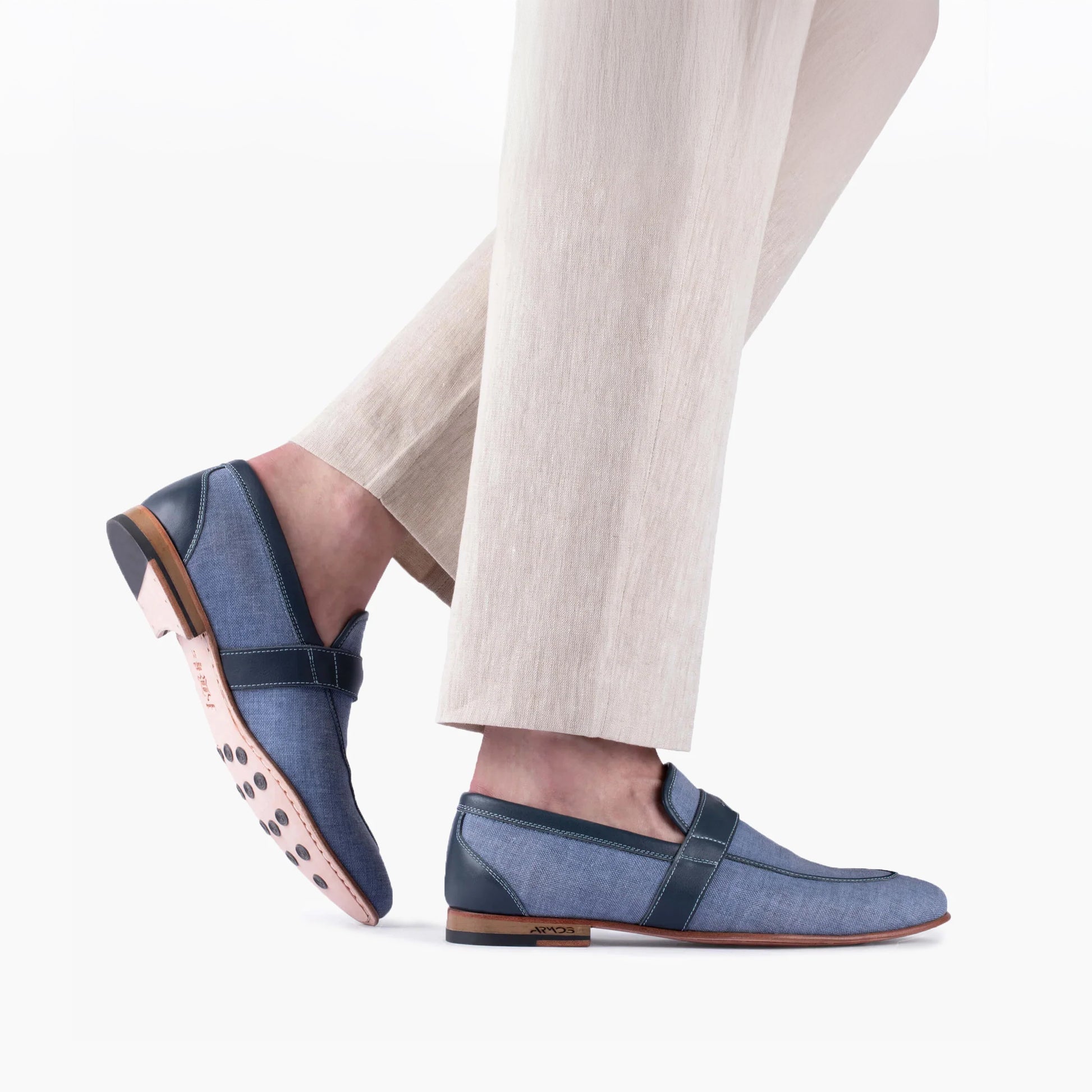 Текстильные лоферы с кожаными вставками