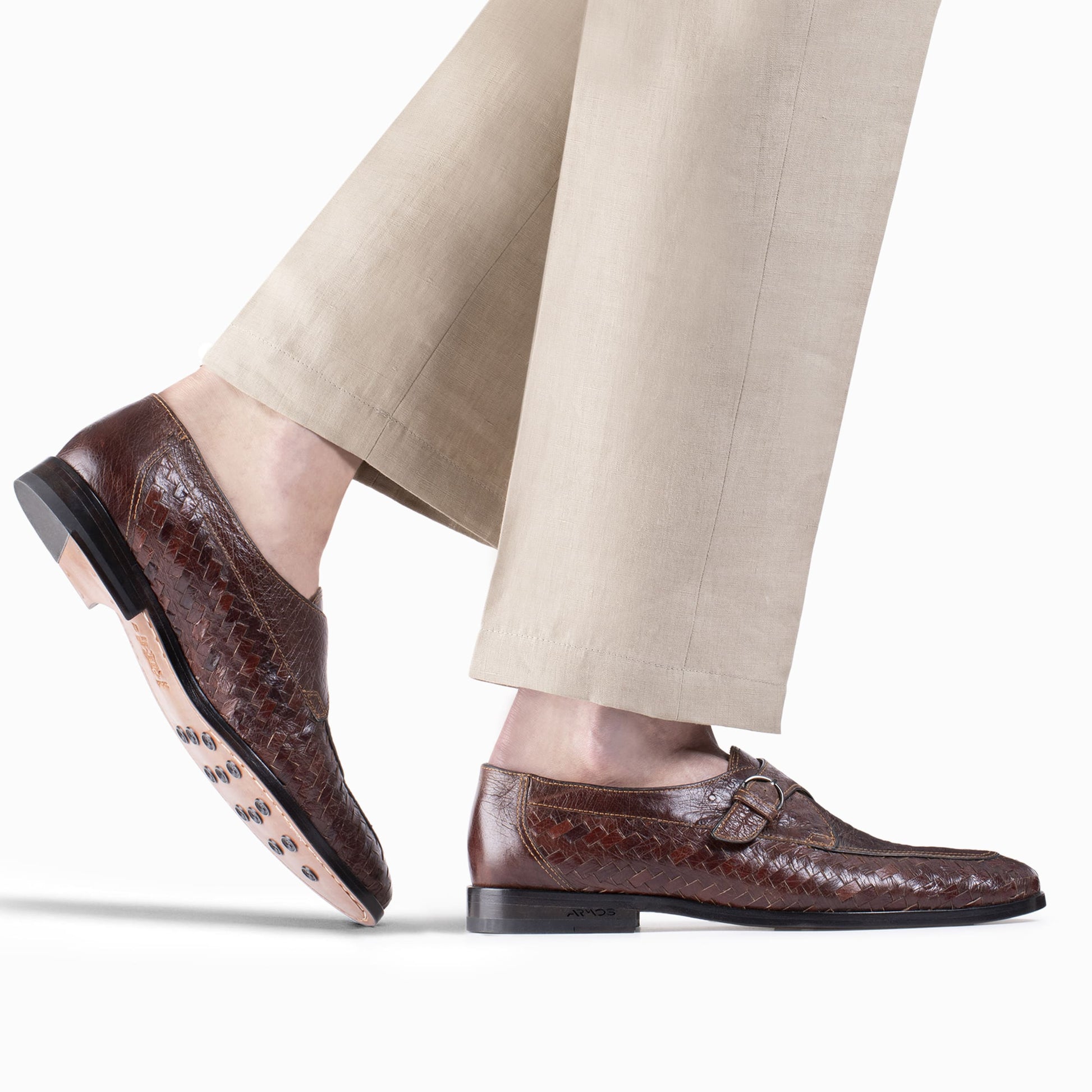 лоферы из кожи страуса ручного плетениe