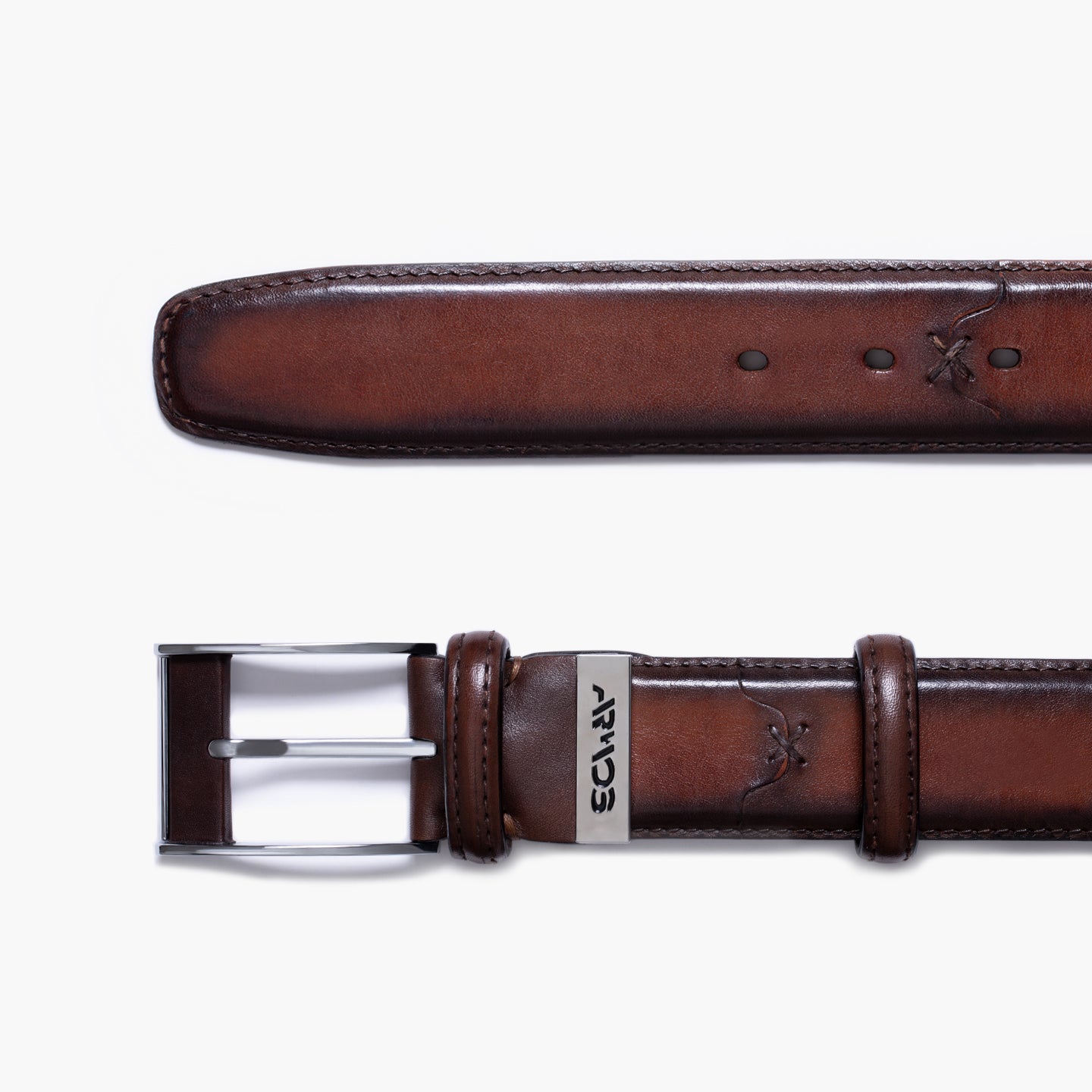 Коричневый кожаный ремень