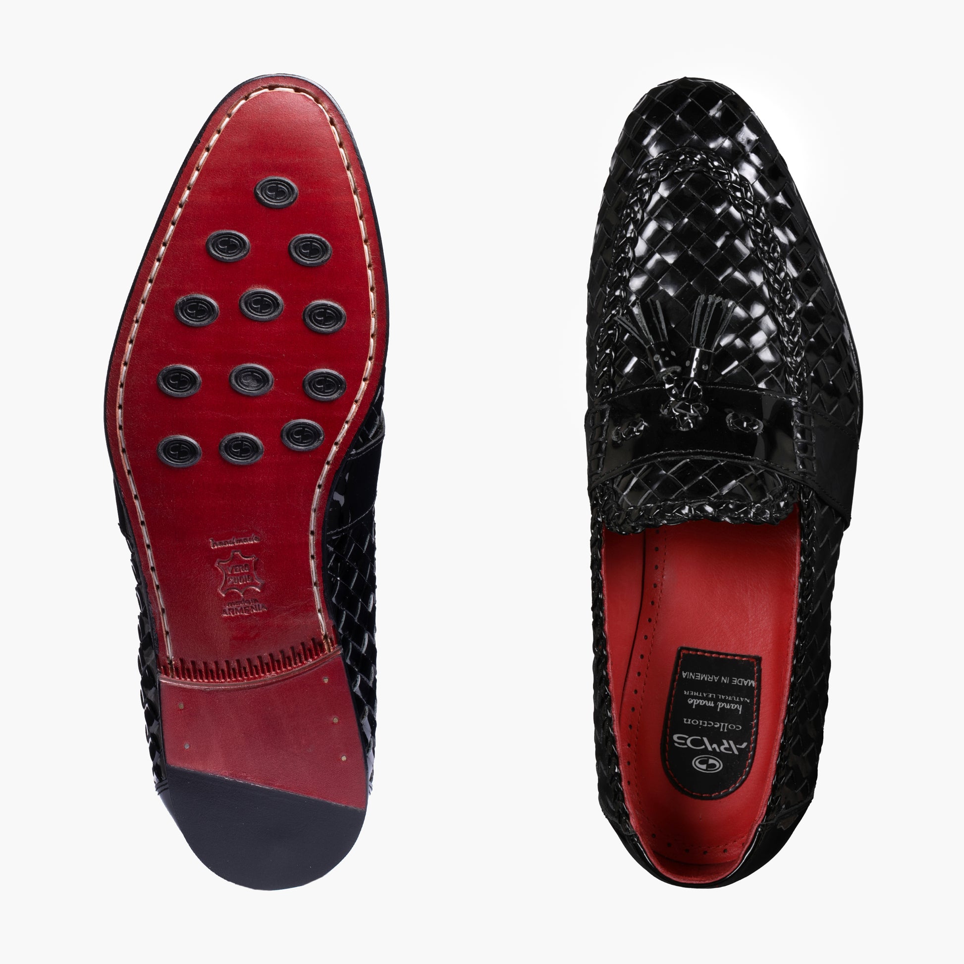 Плетеные лоферы с кисточкой