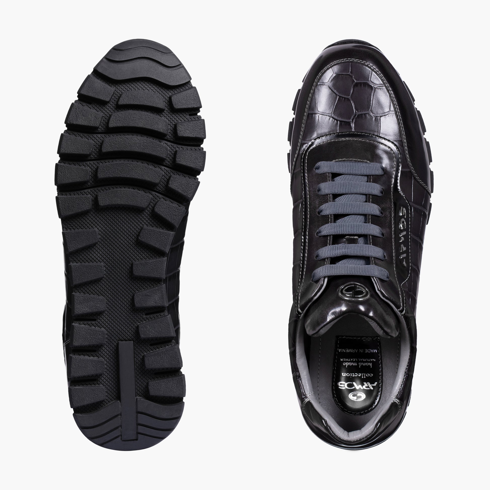 Замшевые кроссовки с крокодиловым принтом