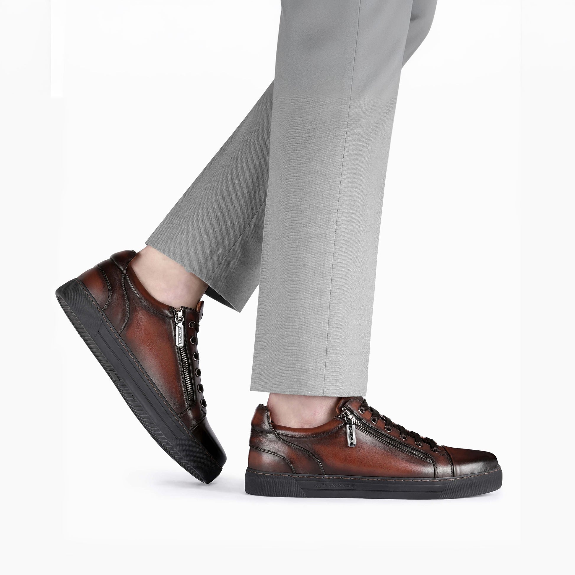 Коричневые кеды из кожи