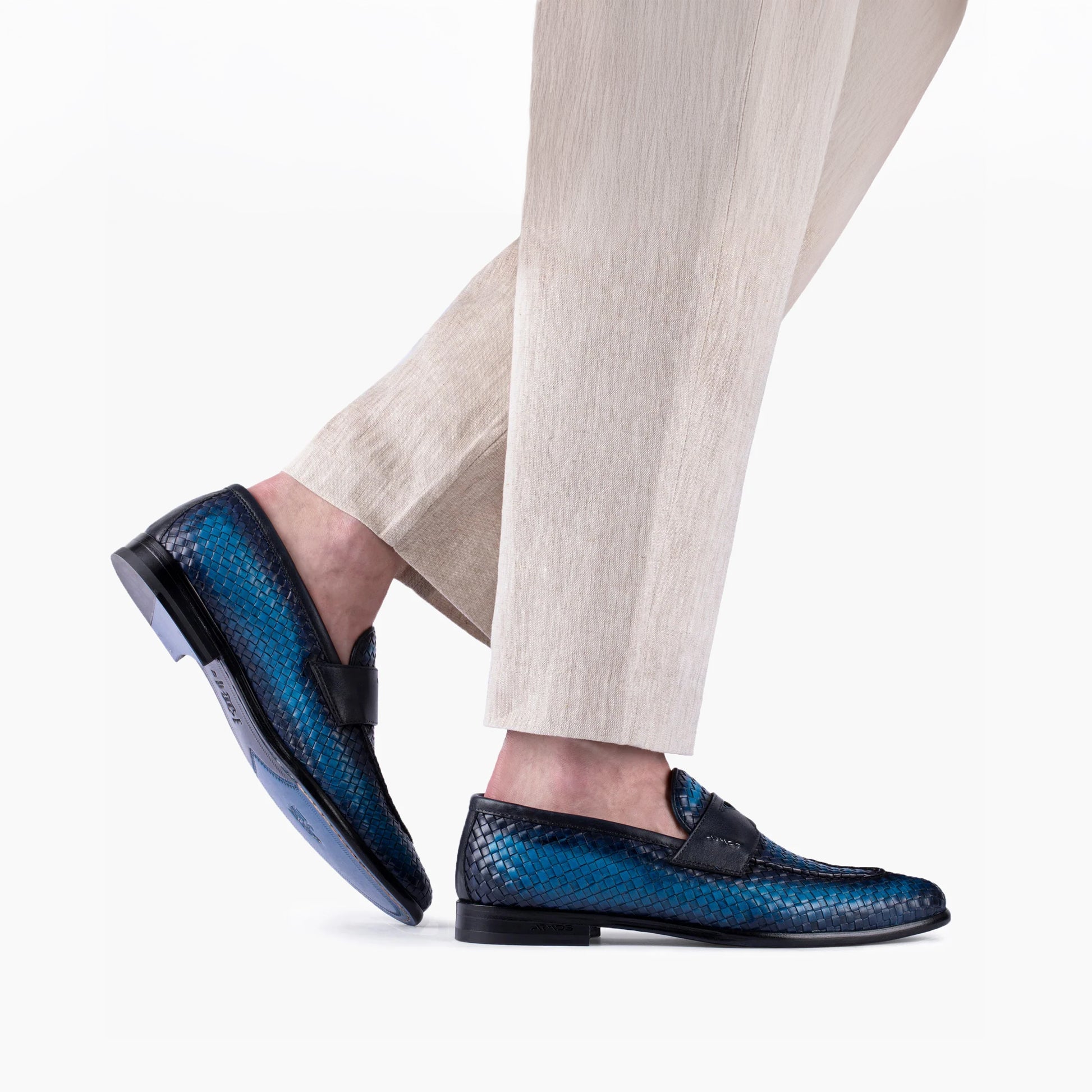 Плетеные лоферы - шойсы с патинажем