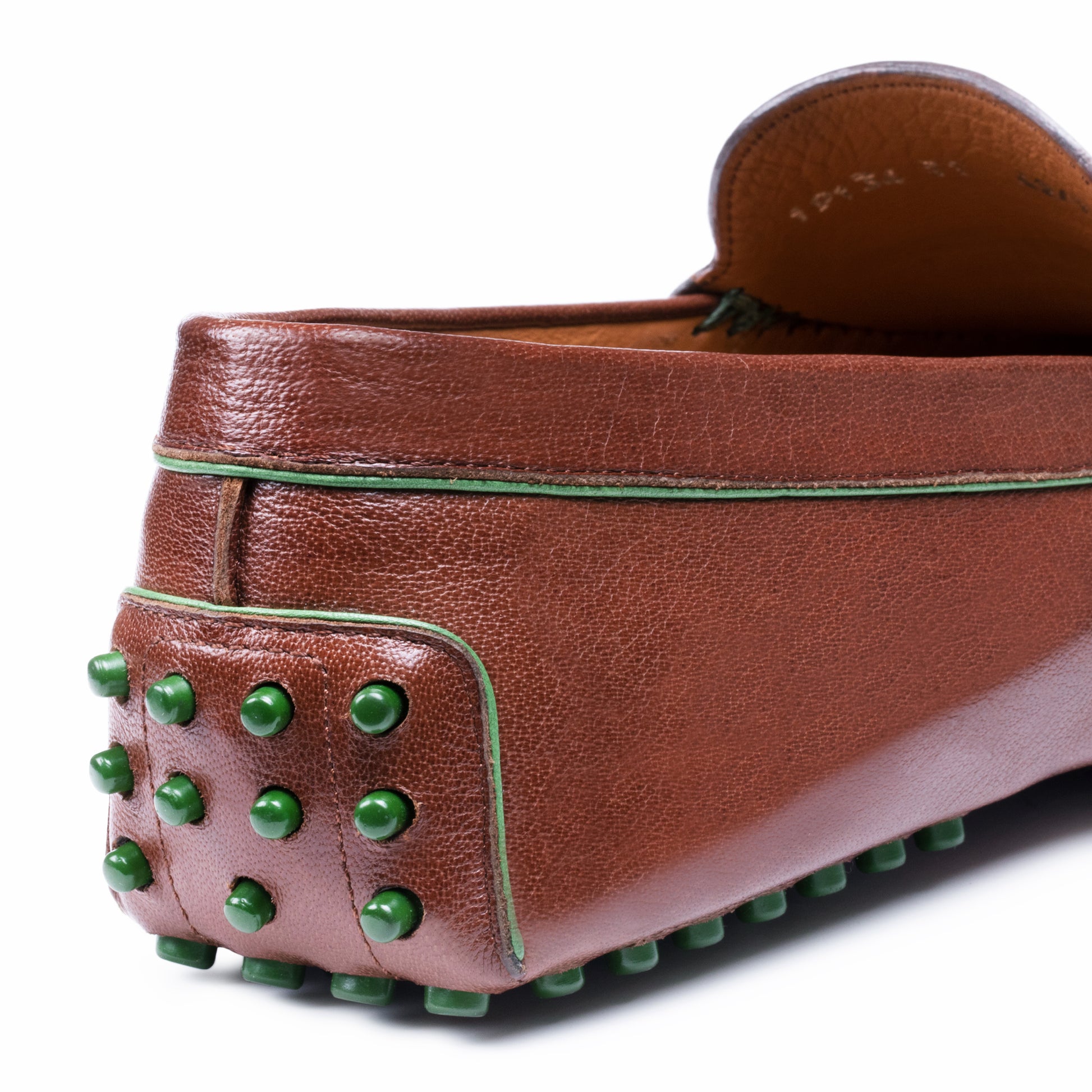 Коричневые эластичные мокасины