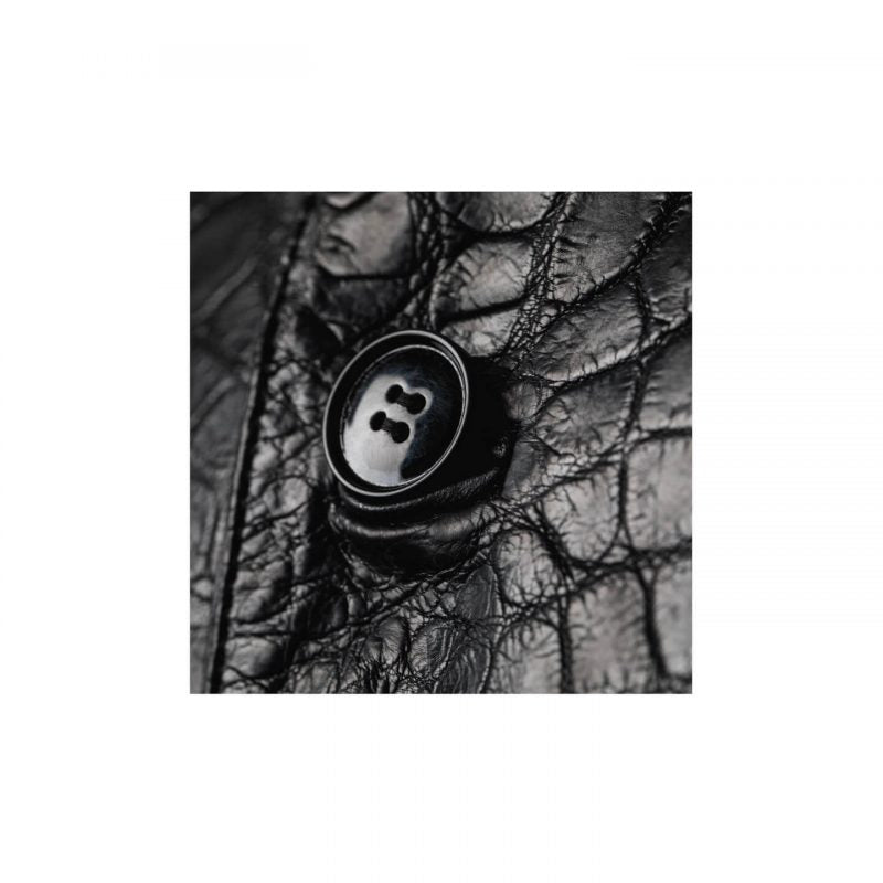 Куртка из кожи крокодила