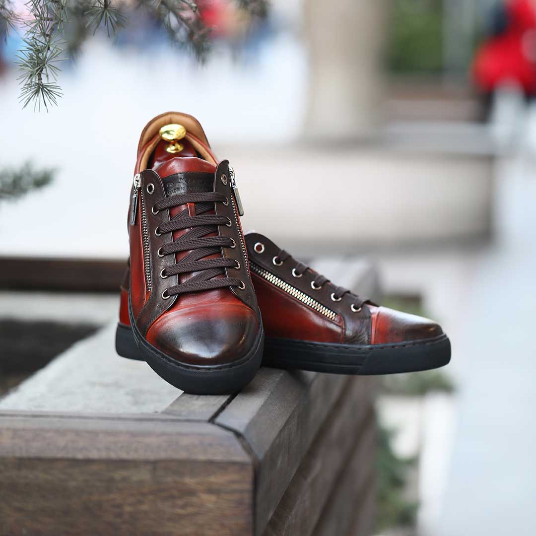 Коричневые кеды из кожи