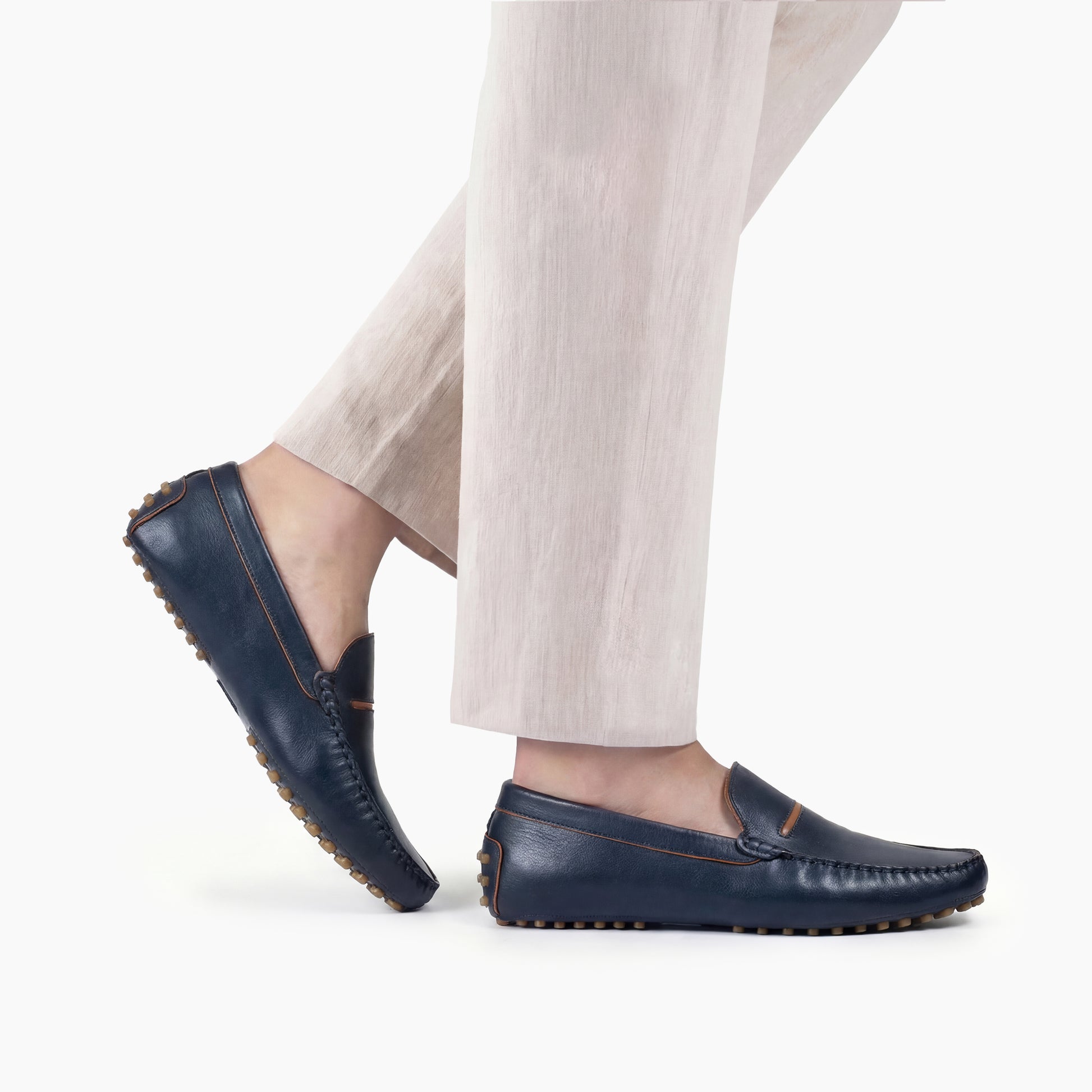 Синие эластичные мокасины