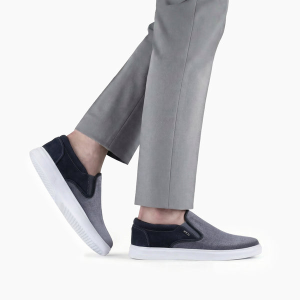 Серые слипоны из нубука и текстиля