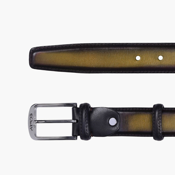 Кожаный зеленый ремень с патинажом