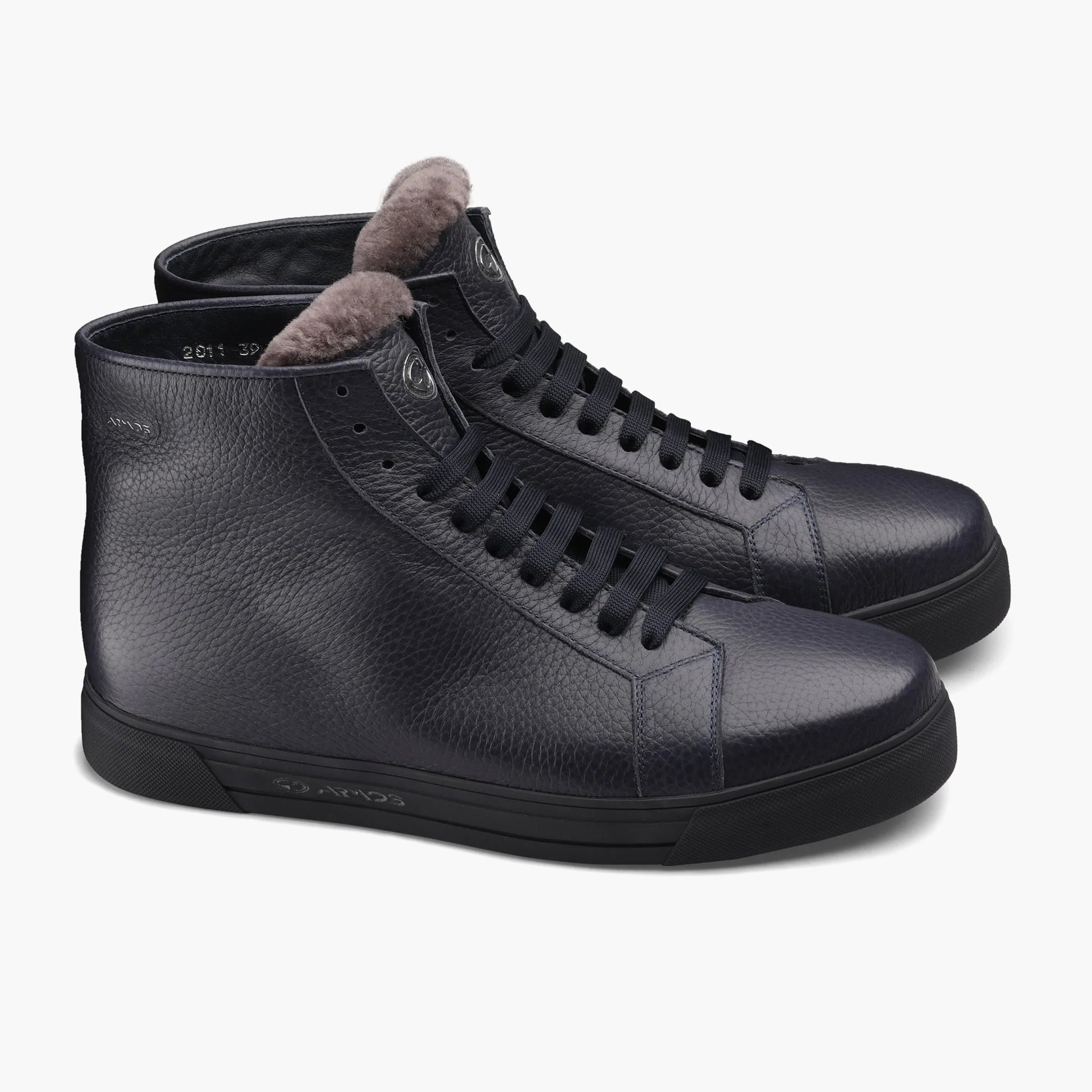 Утепленные высокие синие кеды