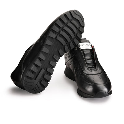 Черные кожаные кроссовки