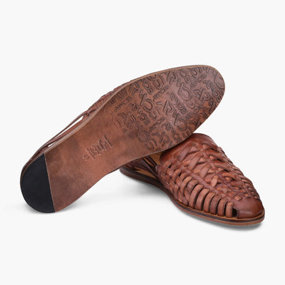 Сандалии ручного плетения