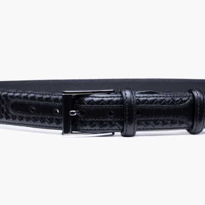 Черный плетенный ремень