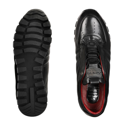 Черные кожаные кроссовки