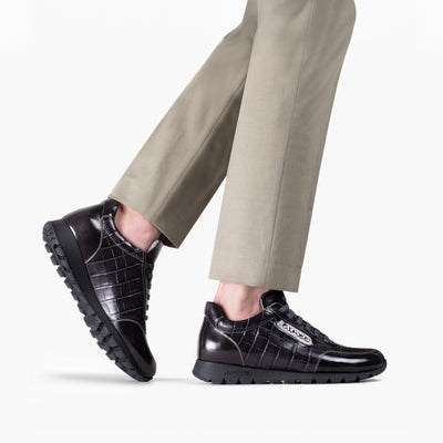 Замшевые кроссовки с крокодиловым принтом