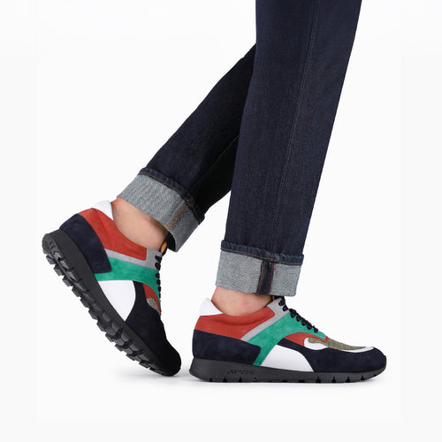 Замшевые разноцветные кроссовки