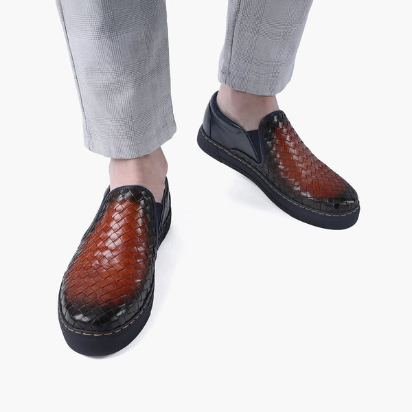 Плетеные кеды с коричневым эффектом