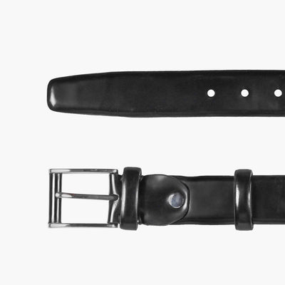 Кожаный ремень черного цвета