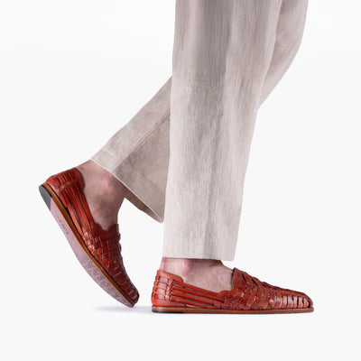 Сандалии ручного плетения