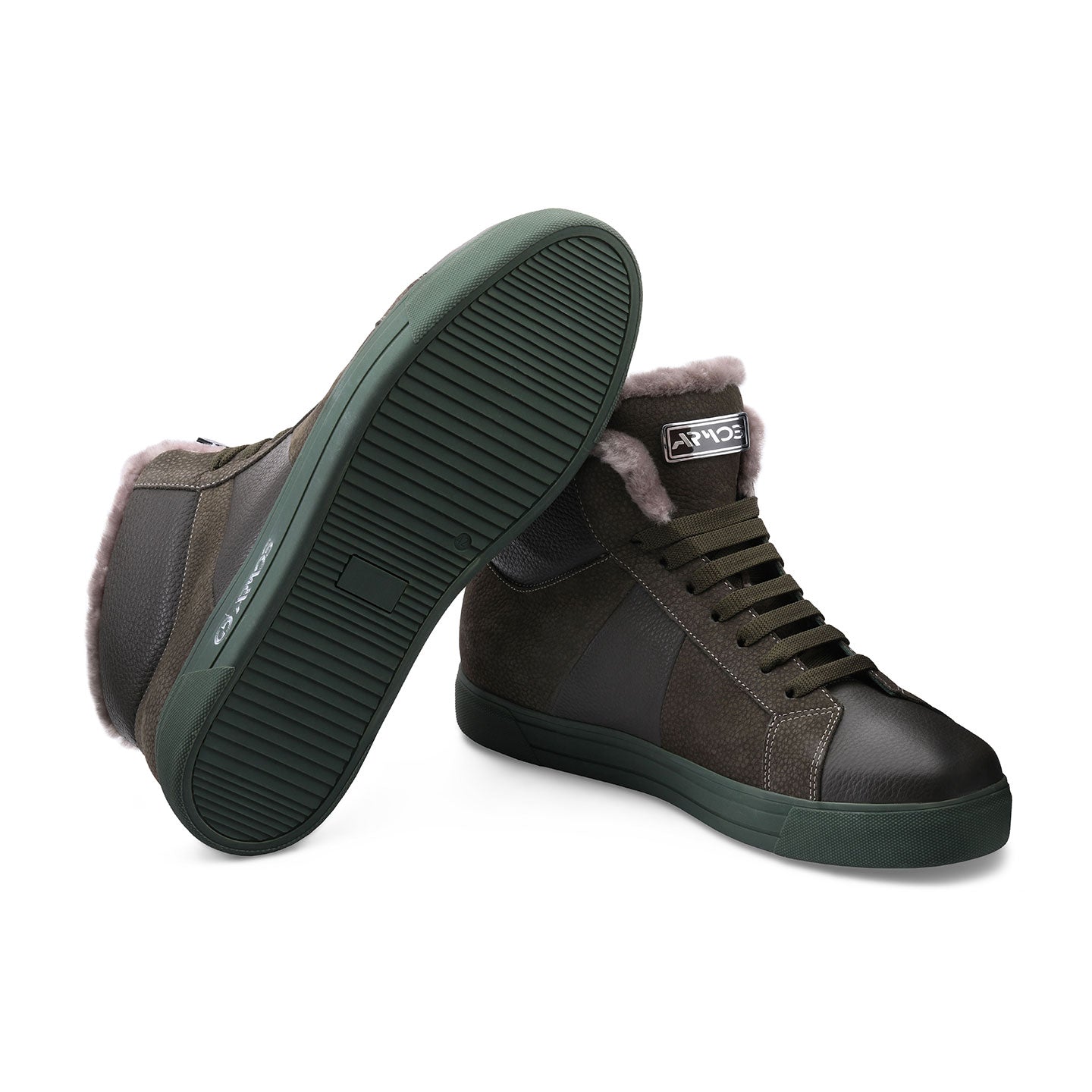 Утепленные ботинки в цвете хаки