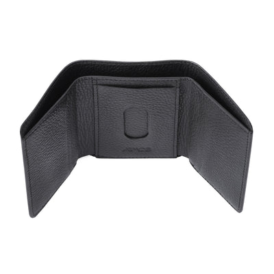 Черный бумажник тройного сложения